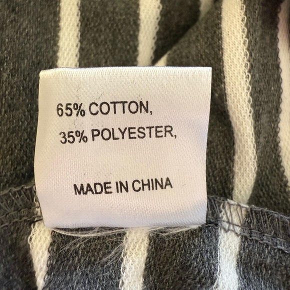 NWT Haute Edition Long Sleeve Stripe Snap Front Cardigan in Size Large - Picture 6 of 7